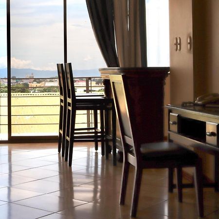 Hotel La Amistad San José Esterno foto
