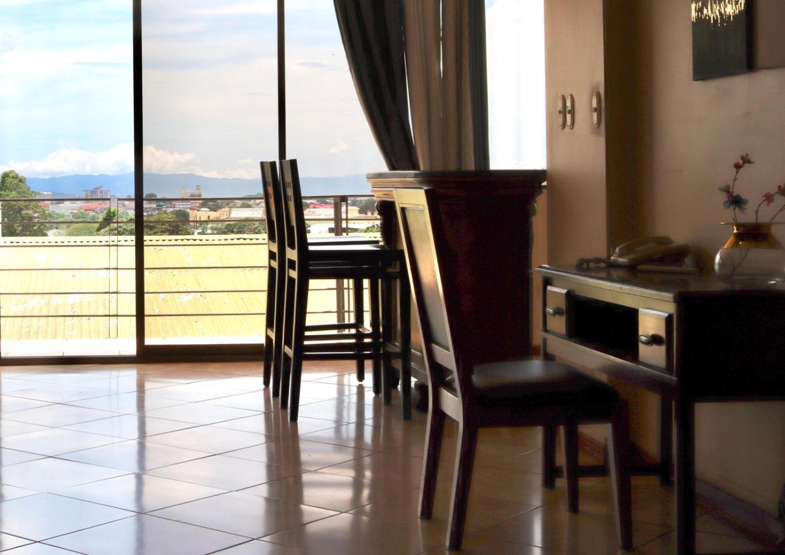 Hotel La Amistad San José Esterno foto